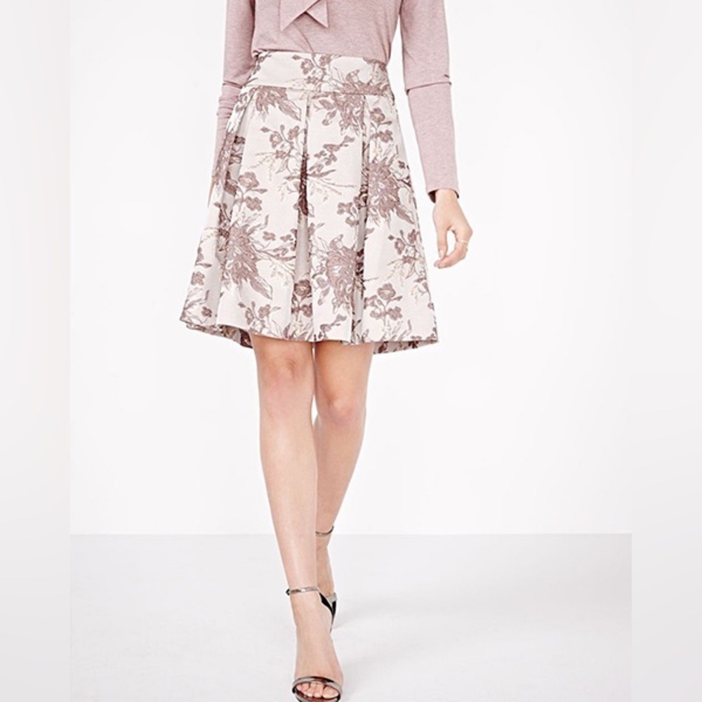 RW&CO. Floral Embroidery A-Line Lined Skirt Gold and Taupe Tones Sz 8 Party